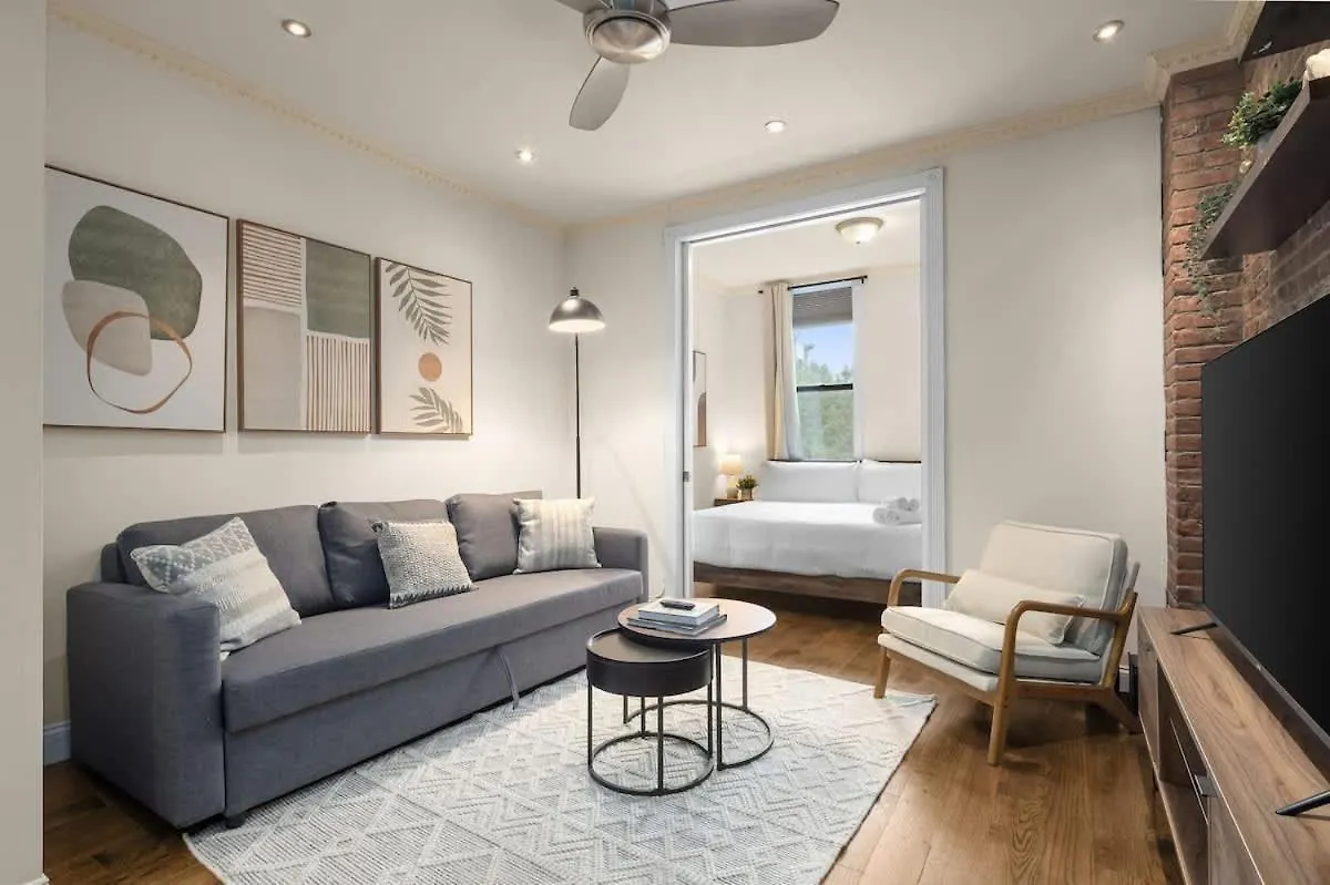 Appartement Stylish East Side Escape Steps From Fun à New York